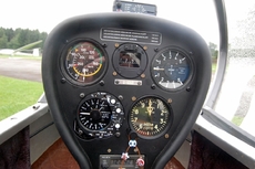 Segelflugzeug L33-Solo_Cockpit_2.JPG